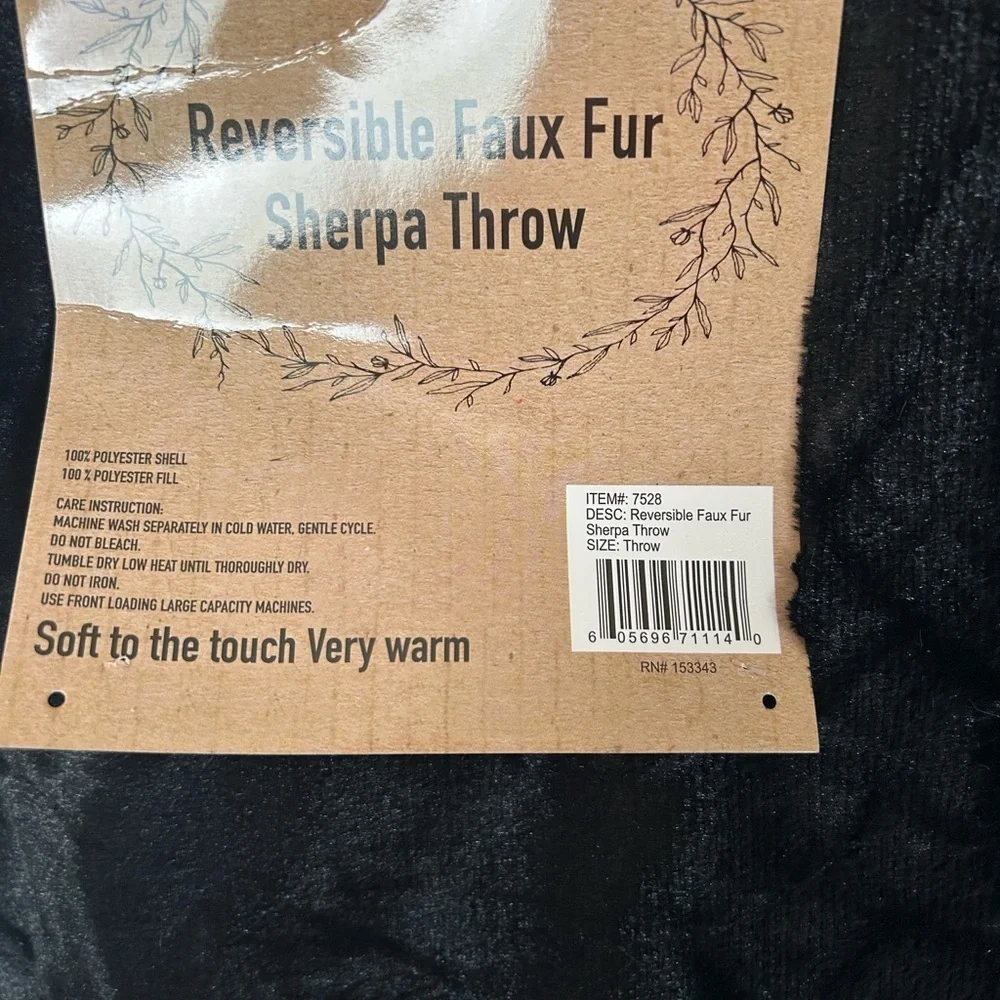 Monty Reversible Faux Fur Sherpa Throw Blanket - BRAND NEW